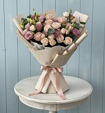 Букет цветов из:  Розы и Лизиантусы в Минеральных водах