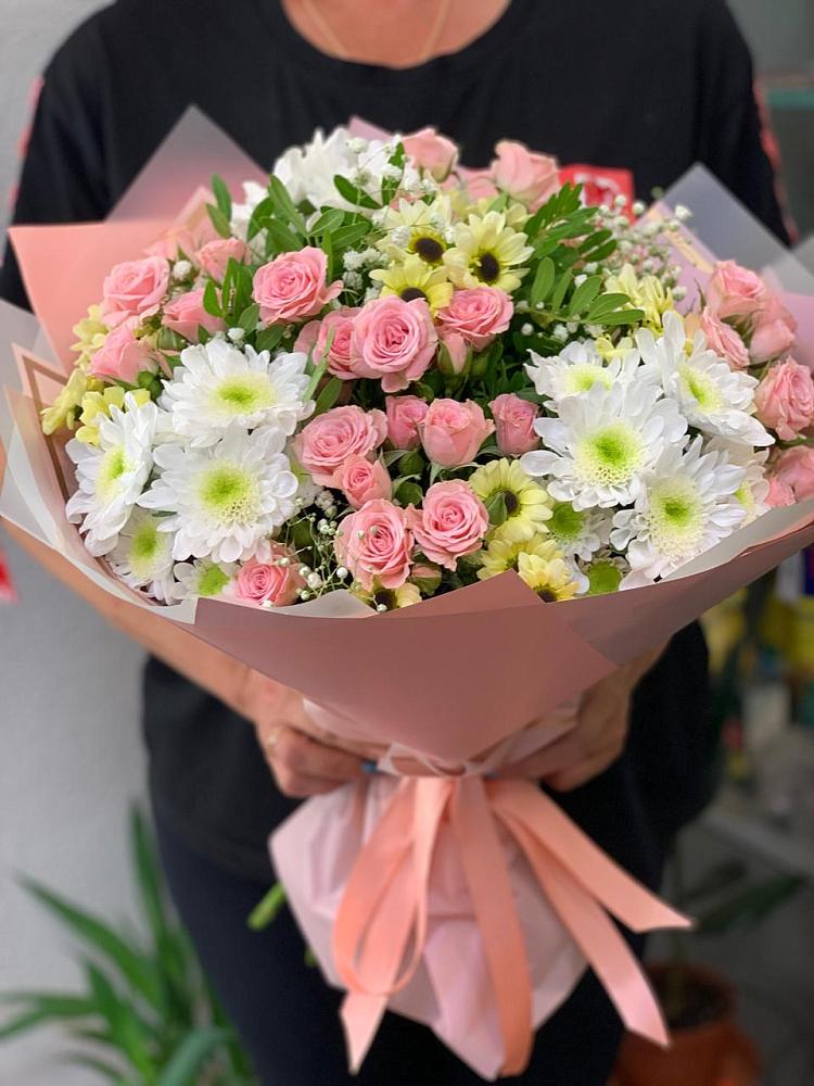 Букет цветов из: Розы и Хризантемы в Минеральных водах