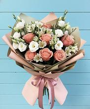 Букет цветов из:  Розы, Альстромерии и Лизиантусы в Минеральных водах