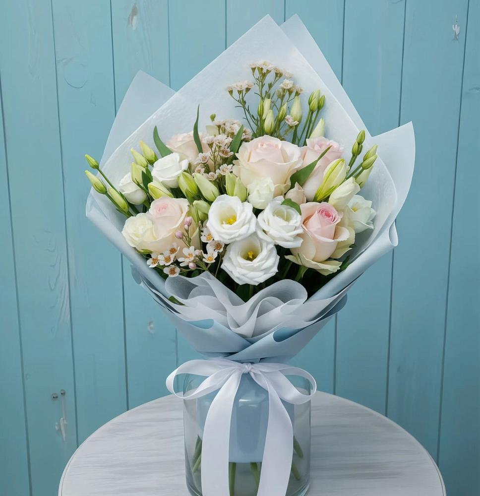 Букет цветов из: Розы и Лизиантусы в Минеральных водах