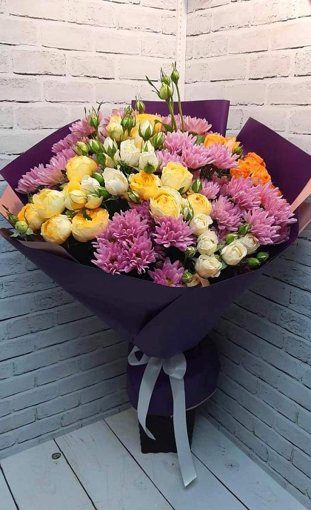 Букет цветов из: Хризантемы и Розы в Минеральных водах