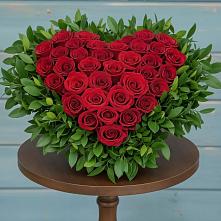 Цветочная композиция из Розы в виде сердца в Минеральных водах