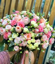 Букет цветов из:  Розы #REPLACE_PRED# Минеральных водах