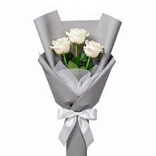 Букет 3 белые розы в Минеральных водах