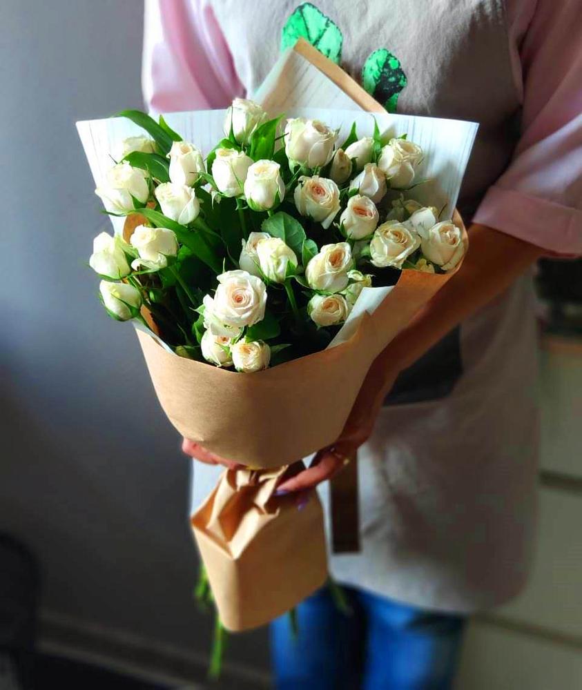 Букет цветов из: Розы в Минеральных водах