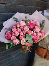 Букет розы в пальмах в Минеральных водах Букет цветов из: Розы в Минеральных водах
