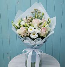 Букет цветов из:  Розы и Лизиантусы в Минеральных водах