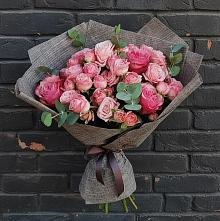 Букет цветов из:  Розы #REPLACE_PRED# Минеральных водах