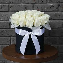 Цветочная композиция из Розы в шляпной коробке #REPLACE_PRED# Минеральных водах