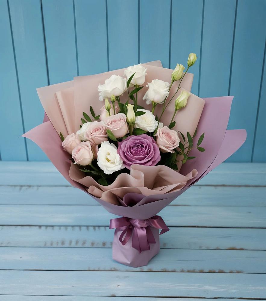 Букет цветов из: Розы и Лизиантусы в Минеральных водах